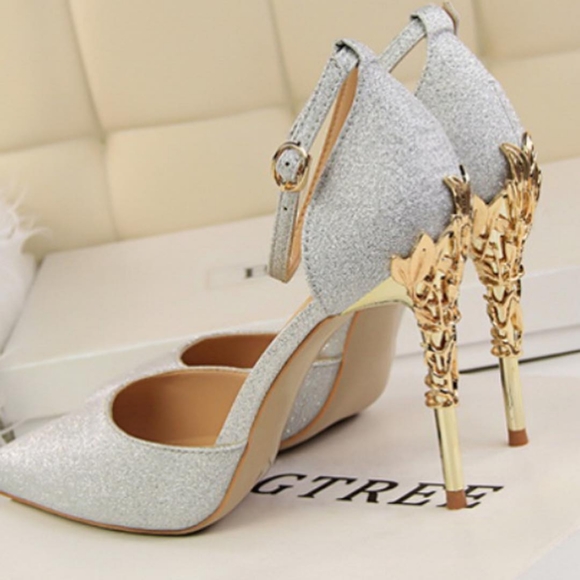 Shoes - Picture 1 of 1